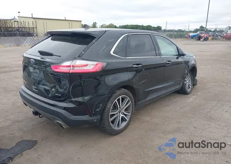 2024 Ford Edge Titanium z USA, uszkodzony, nr VIN 2FMPK4K95RBA45986